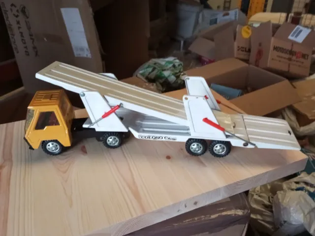 Camión Porta Coches Coloso Gozan