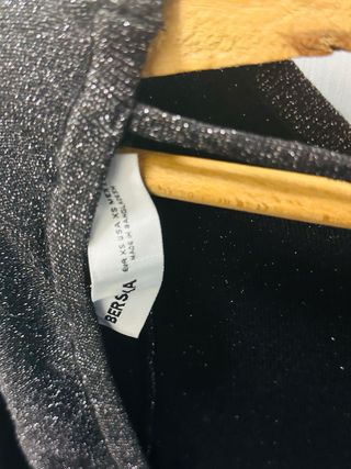 Vestido negro mini con brillos