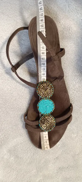 Sandalias ZENDRA BASIC marrones con adornos