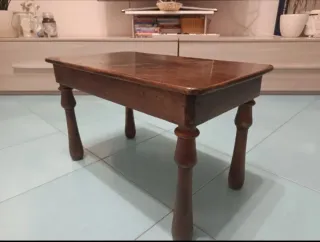 Tavolino antico in legno dell'800