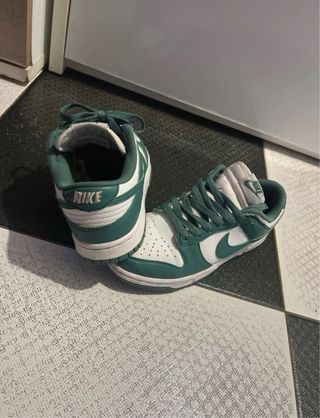 Nike Dunk Low Verde y Blanco Talla 38