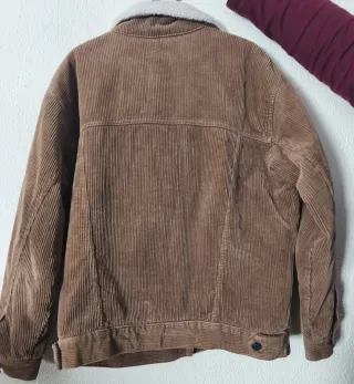 Cazadora pana borreguito Pull&Bear