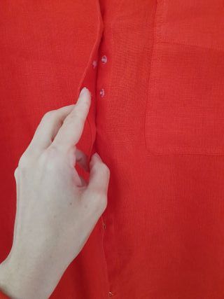Camisa larga Zara roja