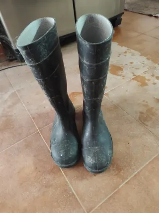 Botas de aguade seguridad con puntera de acero