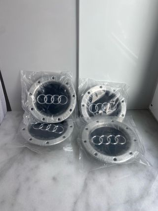 4 Tapabujes Audi 146mm modelo RS4 old nuevos
