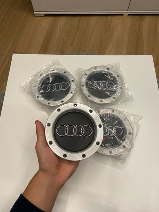 4 Tapabujes Audi 146mm modelo RS4 old nuevos