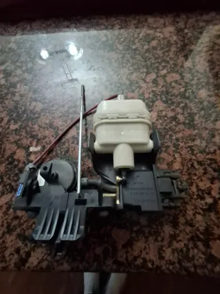 Cierre Portón Mercedes CL500