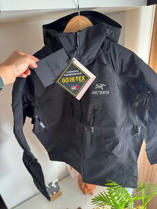 Chaqueta Arc'teryx Alpha SV Talla XL Negra