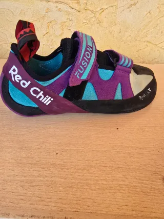 Pies de Gato Red Chili Talla 40.5