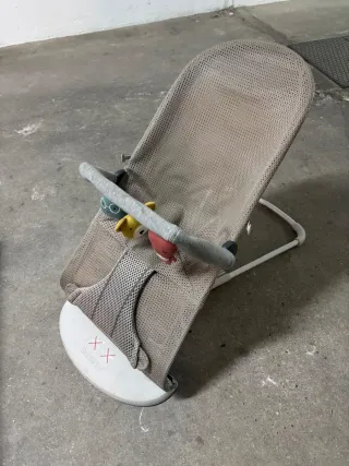 Hamaca Bebé BabyBjörn Tejido 3D + Juguete