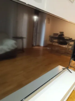 TV LG 60 + soporte pared + Mueble Blanco