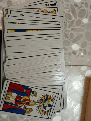 Tarot de Marsella - Libro y Cartas