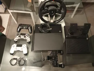 PS4 (PlayStation 4) + Volante y Mandos