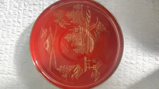 Coppia di piccoli piatti giapponesi