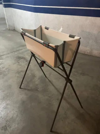 Bañera Stokke XL plegable con soporte