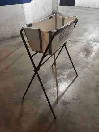Bañera Stokke XL plegable con soporte