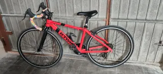 Bicicleta carretera niño 26 roja