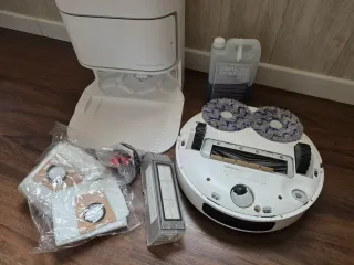 Robot Aspirador Fregasuelos + Accesorios