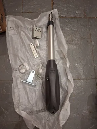 Motor Puerta Batiente DEA LOOK 230/24V