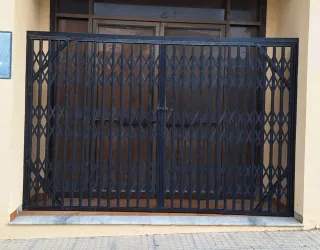 Reja plegable de seguridad