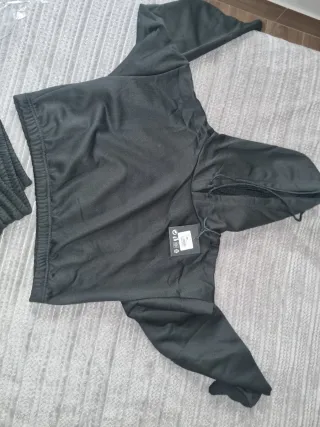 Conjunto deportivo mujer negro