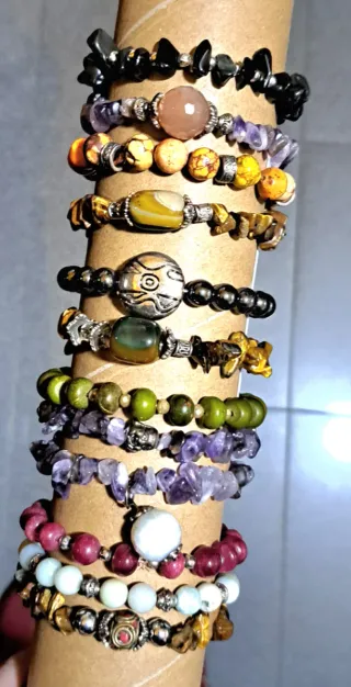 12 bracciali pietre dure miste
