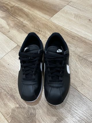 Nike Cortez de Piel Negras Talla 42