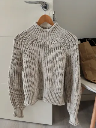 Jersey punto cuello alto beige