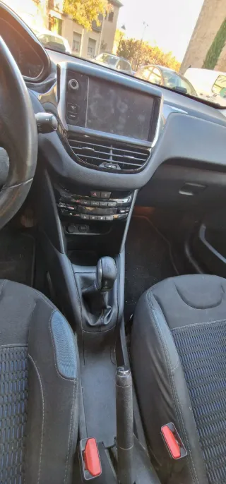 Peugeot (NO Puretech) 208, 1ra versiones, 2012