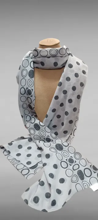 Pañuelo tipo bufanda Viriato estampado círculos