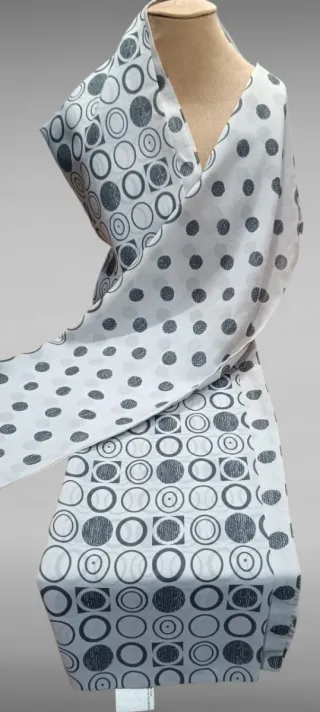 Pañuelo tipo bufanda Viriato estampado círculos