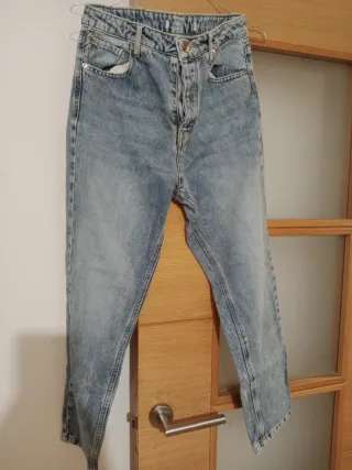 Pantalón vaquero Stradivarius mujer T.34