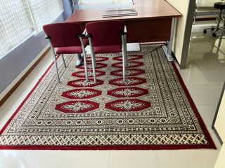 Alfombra Beige y Roja