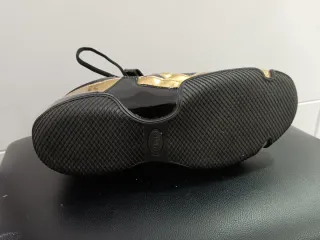 Zapatos Boxeo Buddha y Casco de Boxeo Farabi