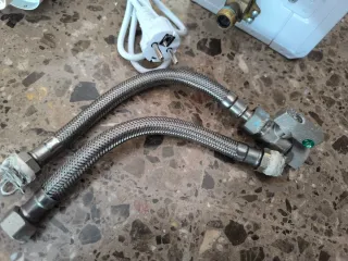 Calentador de gas Ariston blanco