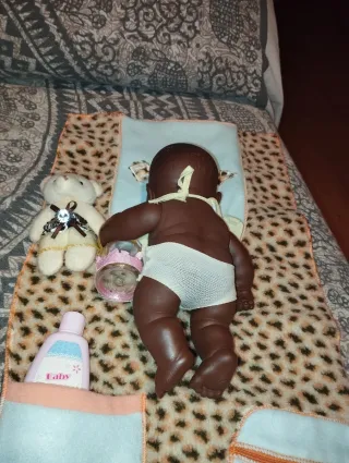 Muñeca J Berna sexada con accesorios