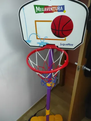 Canasta de baloncesto infantil