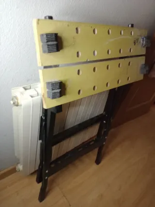 Mesa de trabajo plegable