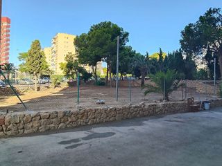Local comercial en venta en Pueblo Levante en Benidorm