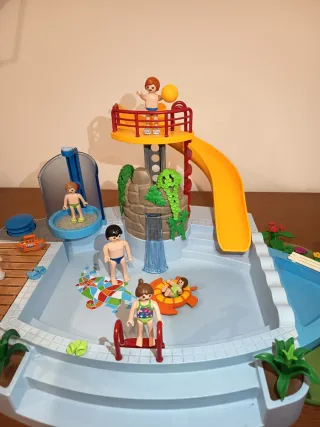 Playmobil Piscina y Tobogán