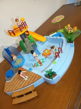 Playmobil Piscina y Tobogán