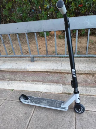 Patinete infantil FLY 101