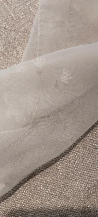 Sciarpa foulard grigio chiaro per collo da donna