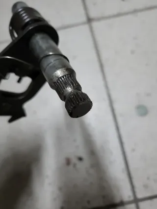 Honda Dominator NX 650 - Leva cambio