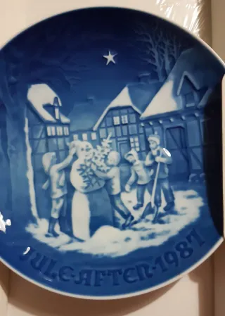 Piatto Natale Bing & Grondahl + Libro