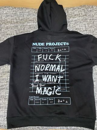 Sudadera Nude Project