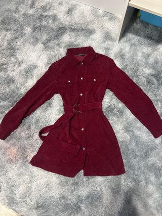 Vestido SHEIN rojo con cinturón