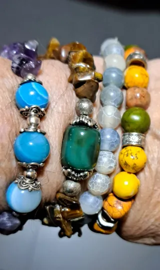 Lotto 12 braccialetti elastici pietre miste