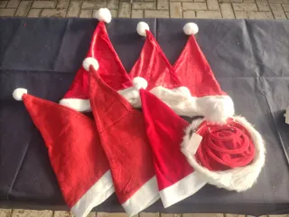 Set 7 Cappelli Babbo Natale Rossi