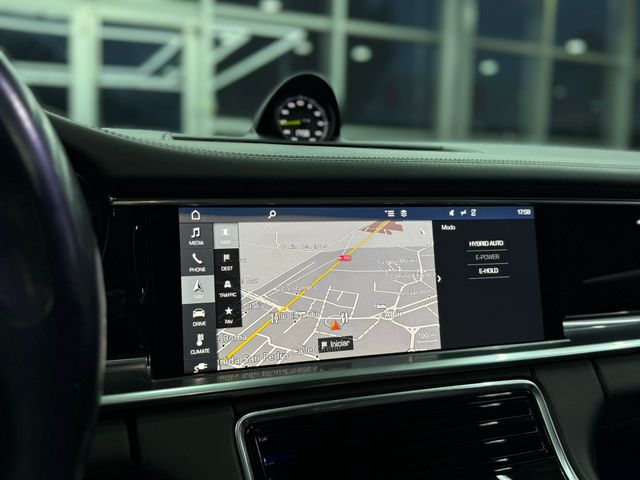 Porsche Panamera 4 EHYBRID 2017